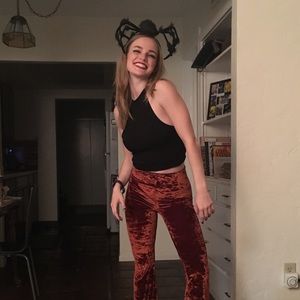 Meet your Posher, Elizabeth